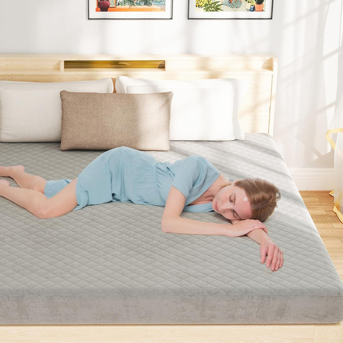 Protezione per Materasso, Coprimaterasso in Velluto Morbido di Lusso con Fondo Antiscivolo, Copertura per Materasso Confortevole con Imbottitura in Spugna (200 x 180 cm)