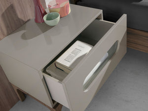 Comodino in legno grigio e noce con illuminazione interna