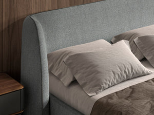 Letto in tessuto grigio scuro