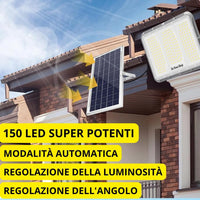 Faretto LED Solare da Esterno 600W, Faro con Sensore Crepuscolare e 150 LED