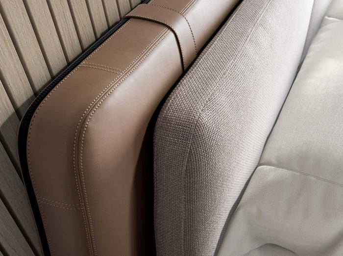 Letto in similpelle visone e tessuto grigio