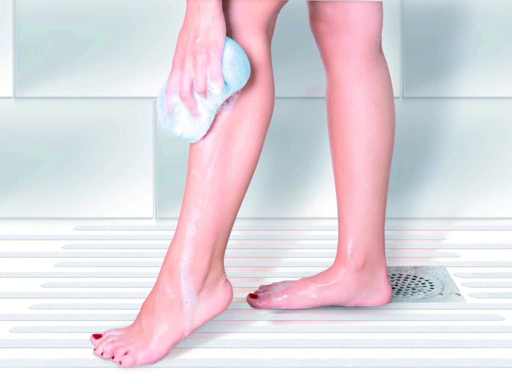 Tesa NASTRO ANTISDRUCCIOLO ADESIVO PER BAGNO E DOCCIA mm. 25x5 mt. col. Trasparente 6.00 rotoli