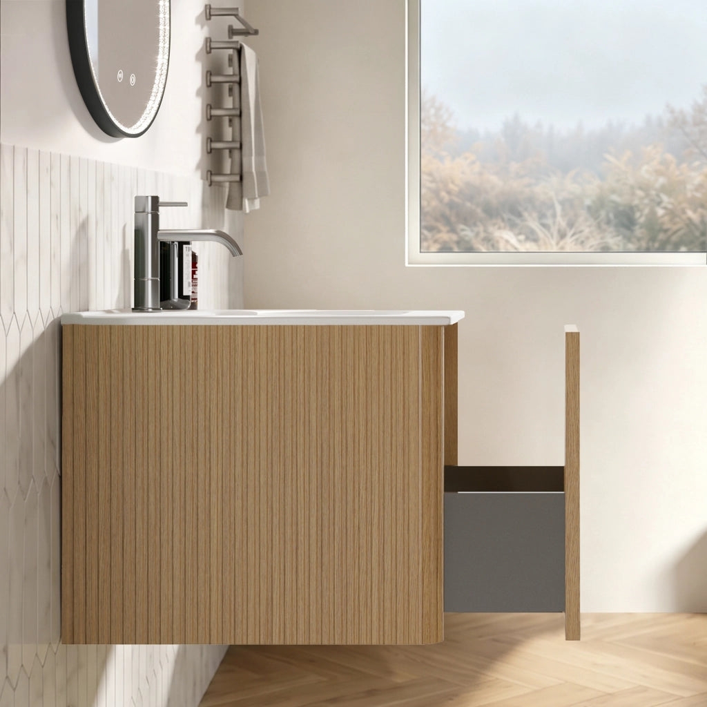 Mobile bagno con lavabo integrato e 1 cassetto; specchio LED antiappannamento; sospeso salvaspazio; rovere