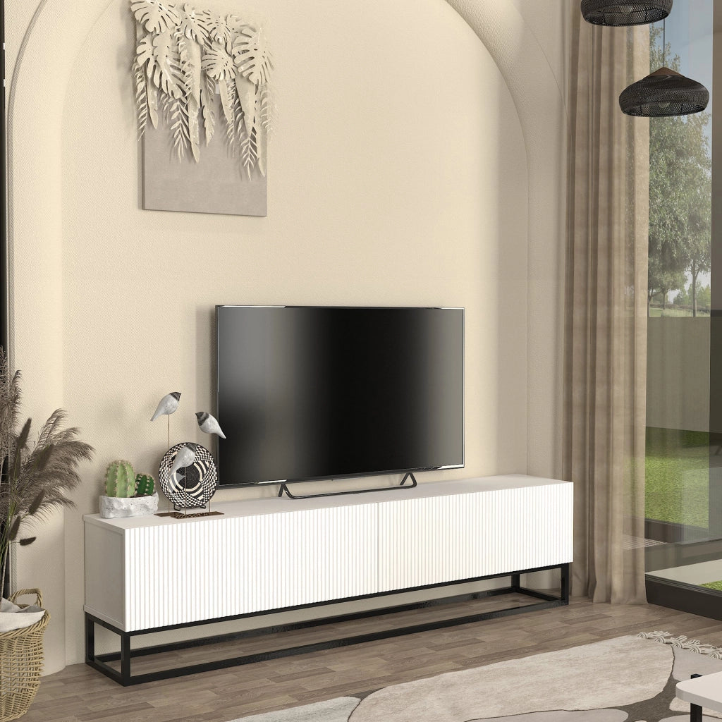 Mobile Porta TV Verpsboga a 2 Ante Decorative e Telaio Lungo in Metallo 180x32x47 cm - Bianco [en.casa]