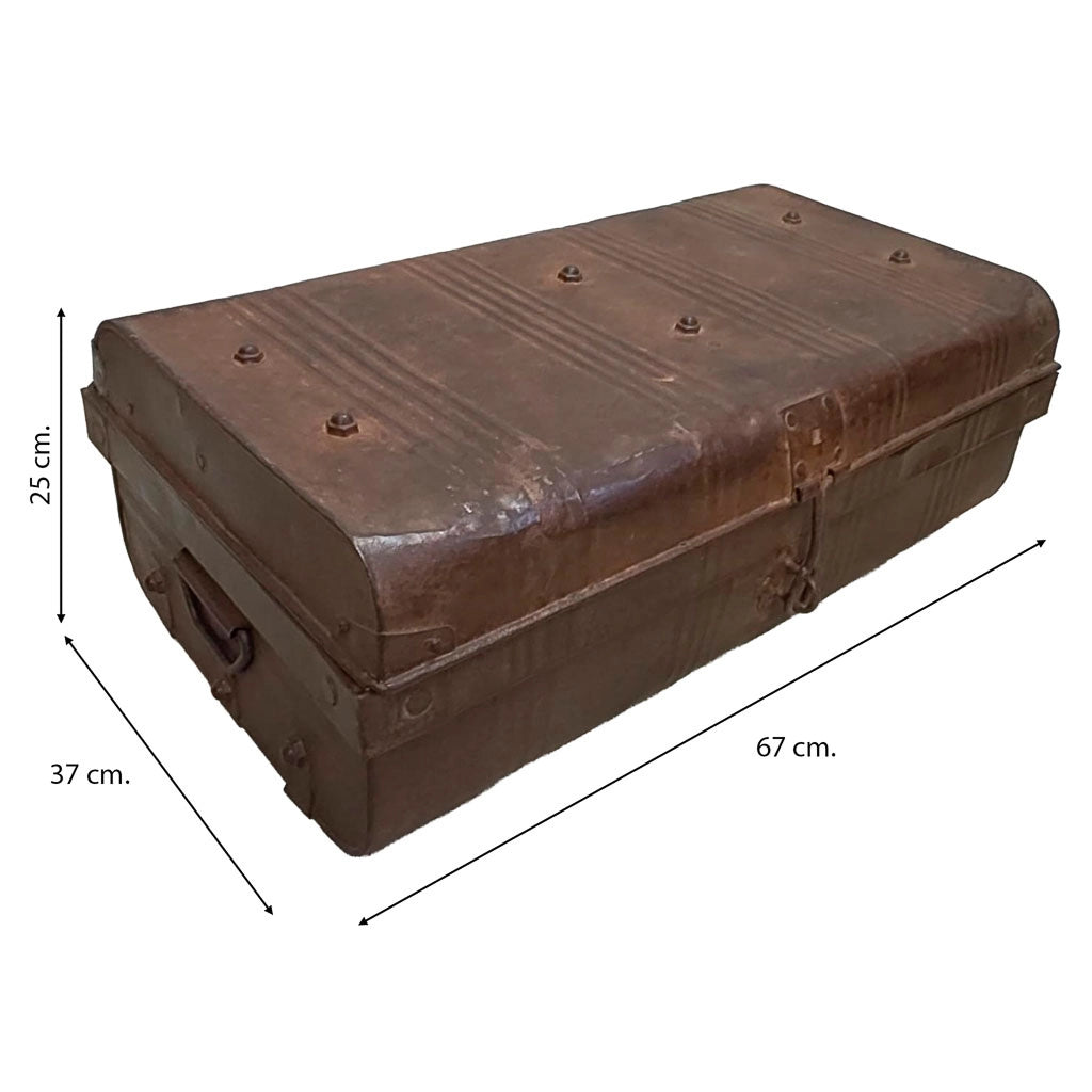 Valigia artigianale in metallo, 67x37x25h cm