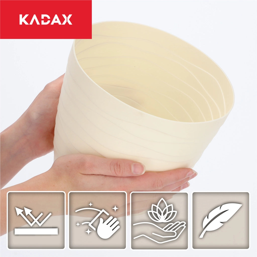 Vaso da fiori KADAX, coprivaso rotondo color crema, 19 cm, in plastica.