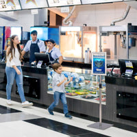 A4 Poster Stand, Espositore da Pavimento, Supporto Poster/Menù per Pubblicità da Terra, Girevole a 360 Gradi, Regolabile in Altezza (Argento A4)