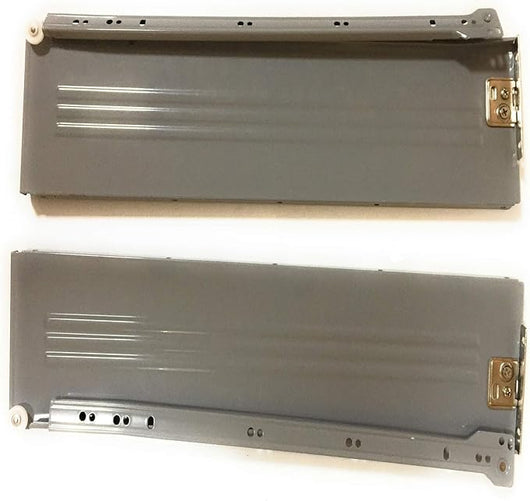 Binari cassetti, in metallo verniciato argento H 12 cm misura 40 cm, venduto a coppia.