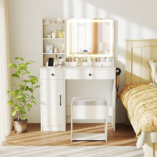 Tavolo da Toeletta con Luci, Set Tavolo e Sgabello con Stazione di Ricarica, Luci a 3 Colori, 2 Cassetti, 3 Ripiani, Sgabello con Contenitore, 90 x 40 x 135 cm, per Soggiorno Camera da Letto
