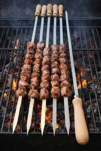 Spiedi per barbecue in acciaio inossidabile lunghi 74 cm con manico in legno per carne pesce verdure 7 pz