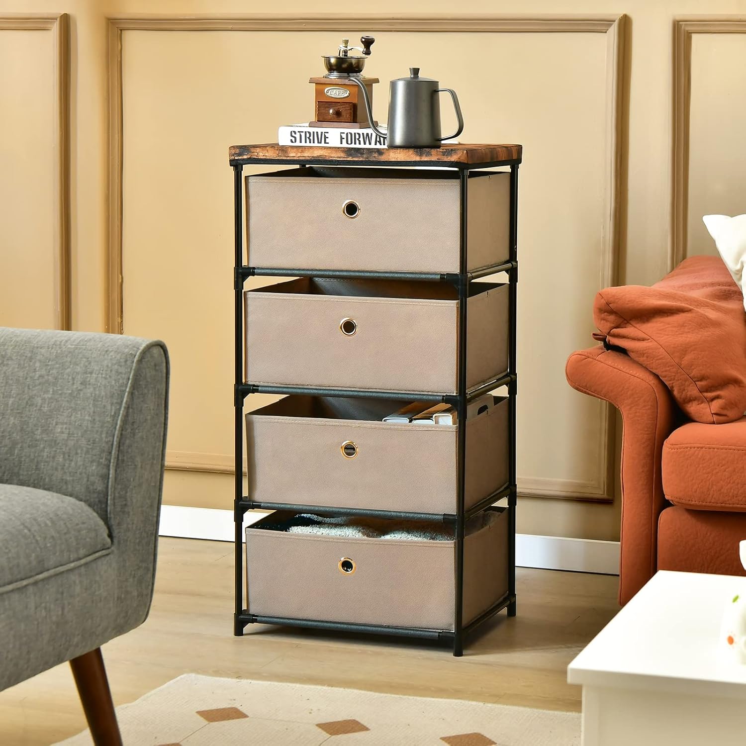 Cassettiera in Tessuto, Mobile con 4 Cassetti e Struttura Robusta in Metallo, Mobiletto Salvaspazio per Camera da Letto, Corridoio, Ingresso e Armadio, 42 x 33,5 x 84,5 cm (Marrone)