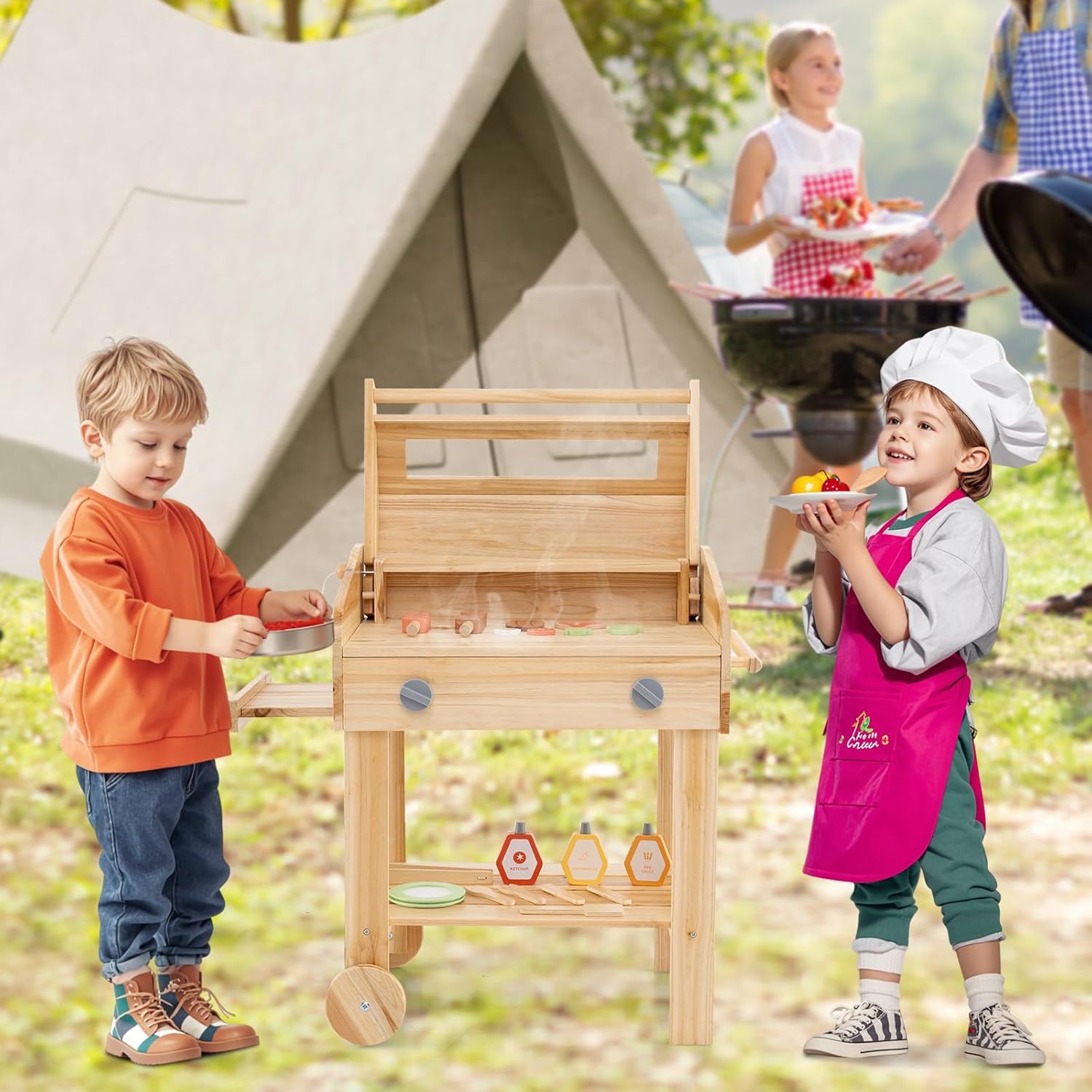 Barbecue Giocattolo per Giardino in Legno di Abete, Griglia Carrello Bambini con Cibo, Set Cucina Giocattolo con 25 Accessori BBQ, 53 x 36 x 63 cm, per Bambini 3+ Anni