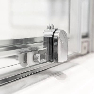 Box doccia 80x80 angolare doppio scorrevole con vetro temperato trasparente e profili cromo Geo
