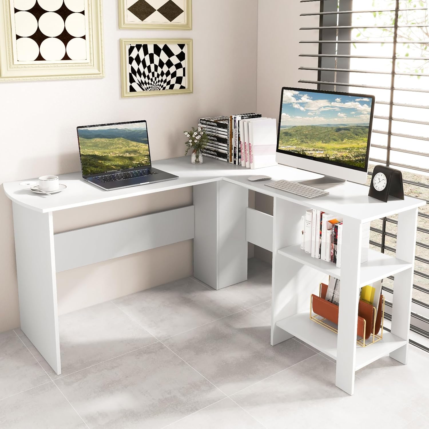 Scrivania Angolare per Computer con Ripiani, Scrivania Porta PC in Legno, Scrivania Salvaspazio e Moderna per Ufficio e Studio, 130 x 130 x 72,5 cm (Bianco)