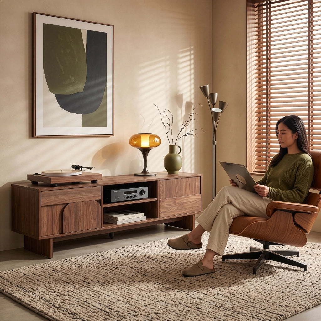 Mobile Porta TV Katanshumn con 2 Ante 150x39x45 cm - Effetto Noce [en.casa]