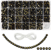 Alfabet in Acero 1440 Pezzi - Acryllico - Anelli Ronde 7 mm - Anelli Neri con Lettere Dorate - Accessori DIY per Bracciali/Ornamenti - Incluso Filo di Cristallo 15 m