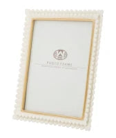 Cornice Petal White Glam Cm 25.4X2.3X30.5  (Misura Interna Cm 15X20)