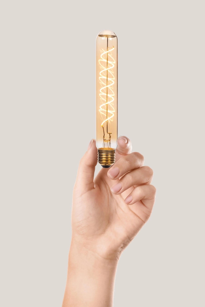 Lampadina LED filamento ambra tubo E27 4,9W Lucide