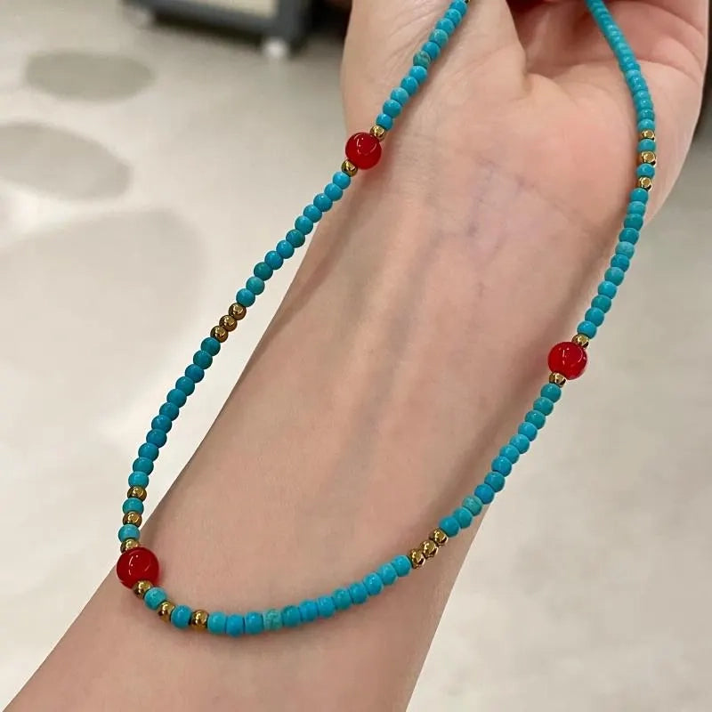 Collana con perline di cristallo verde: gioiello in pietra naturale fatto a mano