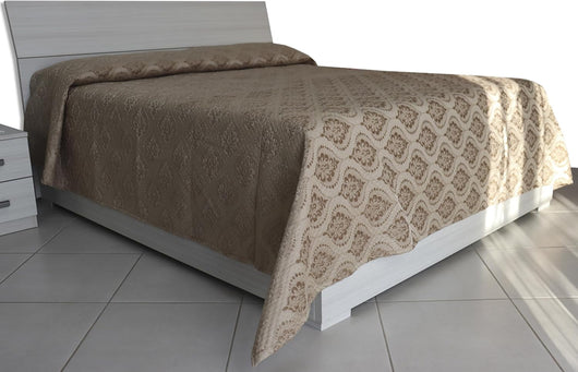 Copriletto Matrimoniale Autunno Inverno in Morbido Velluto Trapuntato, Misure Generose 250x280cm, Manifattura Italiana (Beige Damascato)