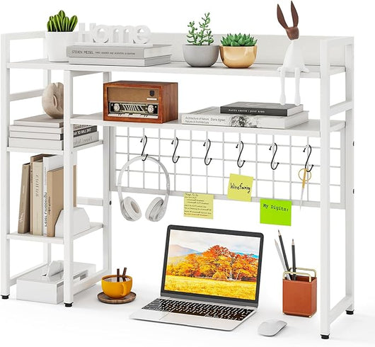 Mensola da Scrivania, Scaffale Espositivo a 4 Ripiani con Pannello a Griglia Metallica e 6 Ganci, Organizzatore da Scrivania per Computer, per Ufficio Casa Dormitorio, 94x25x73,5 cm (Bianco)