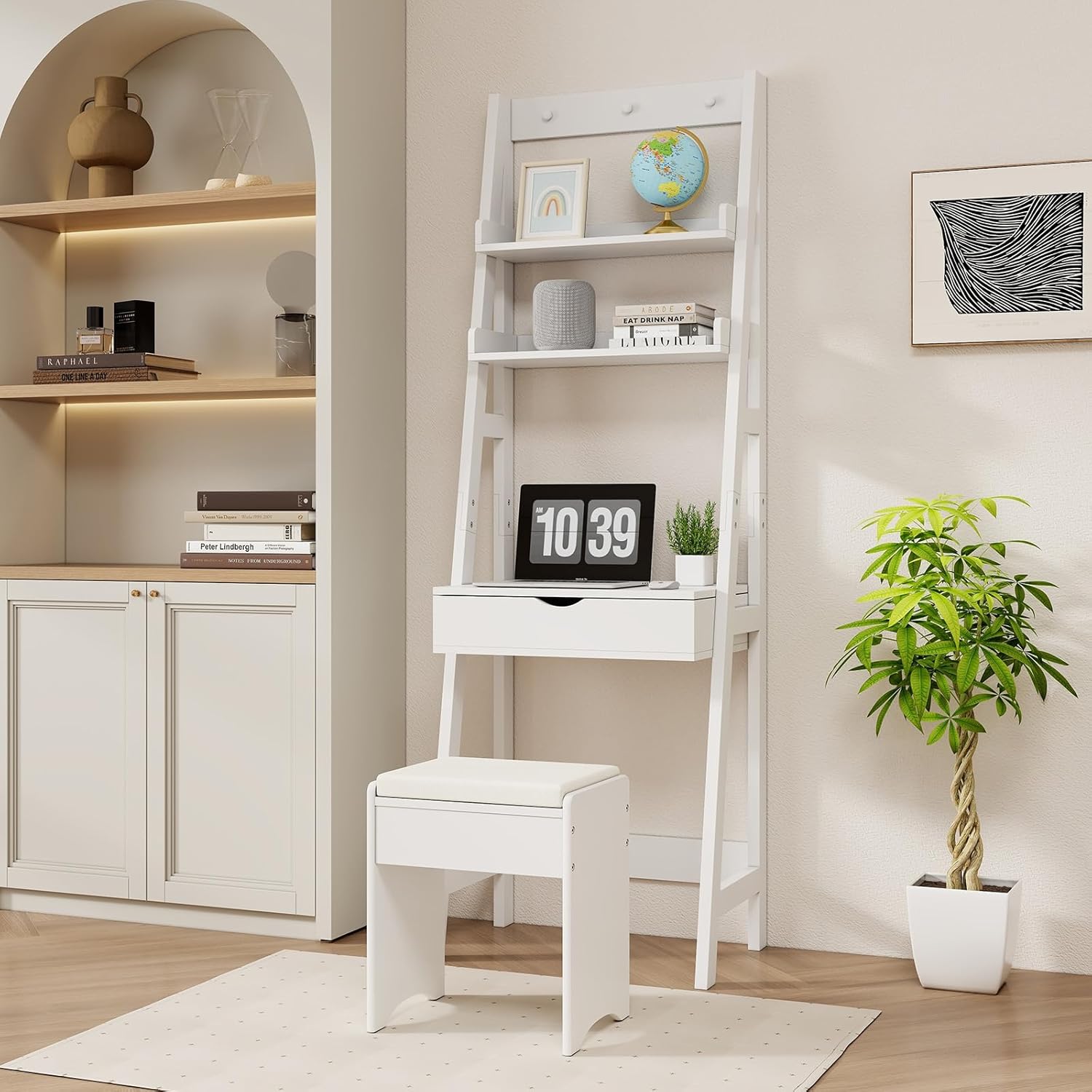 Toeletta Trucco con Specchio Occultabile, Set Tavolo e Sgabello da Trucco con 2 Ripiani, Tavolo da Trucco con Specchio Ribaltabile, Ganci, Ripiani e Sgabello Imbottito (Bianco)