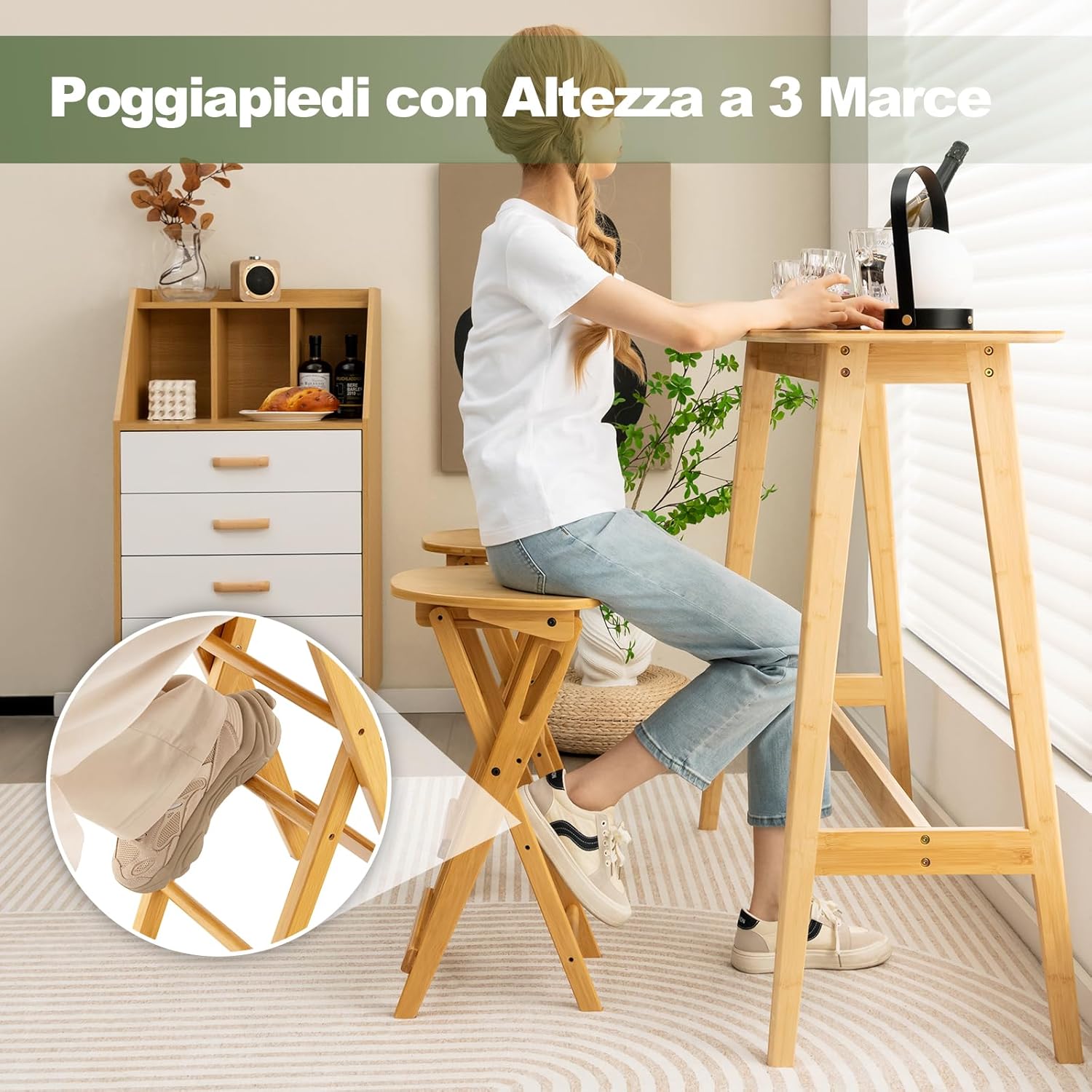 Set di 2 Sgabelli Pieghevoli Alti, Sgabelli Bar in Bambù Leggeri e Portatili con Poggiapiedi e Sedile Ampio, Sgabelli Alti da Bar Penisola Cucina, 36 x 33 x 61 cm