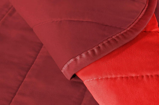 Coppia Set 2 Pezzi Copripoltrona Universale Imbottito Morbido Double Face Elegante Rosso