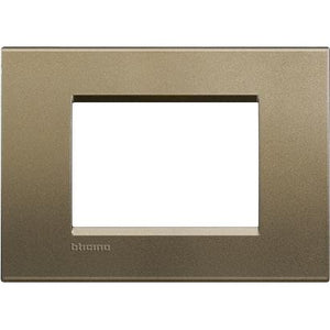 Bticino Living Light placca quadra 3 moduli