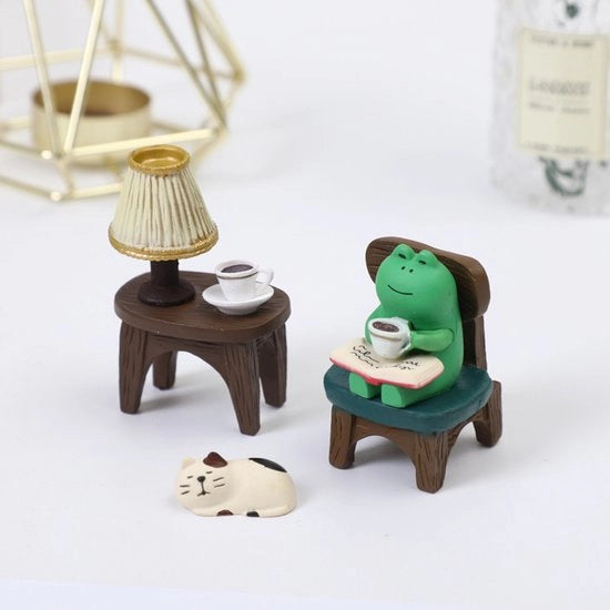 Decorazione di interni con sculture di polihars - Carine miniature di rane e gatti per decorazione di ufficio e casa
