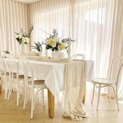 Tessuto per tavolo con forme di formaggio - 90 x 300 cm - Bianco