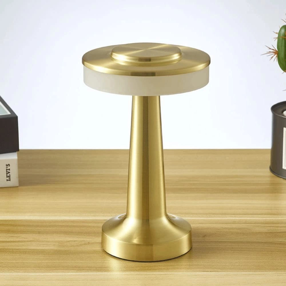 Trade Shop - Lampada Da Tavolo Effetto Oro Ricaricabile Usb Lume Luce Calda Per Bar Locali -