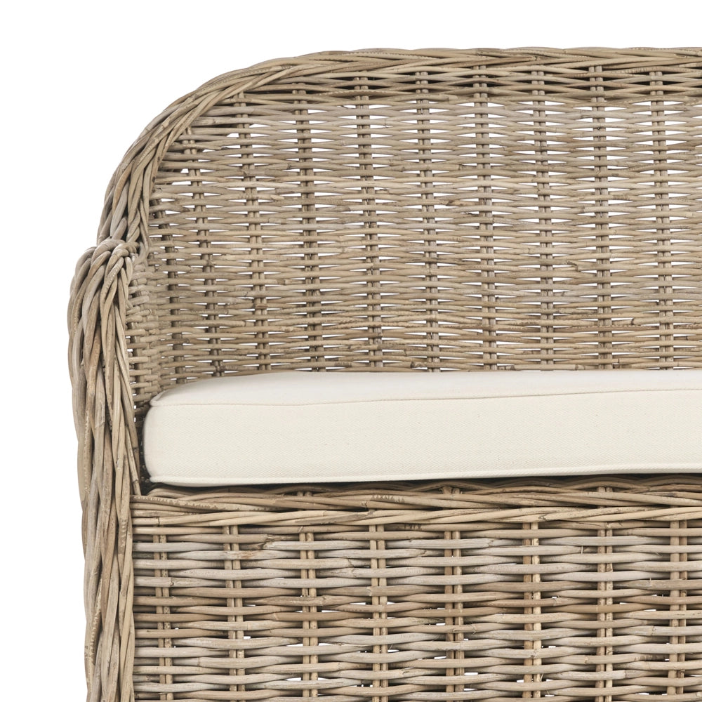 Panca a 3 posti per giardino in rattan naturale con cuscini bianchi e bianco sporco 141 cm stile boho per esterni e interni perfetto per giardino patio o balcone.