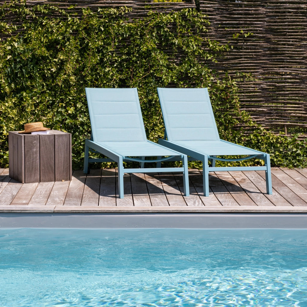 Set di 2 lettini BARBADOS in textilene azzurro - alluminio azzurro
