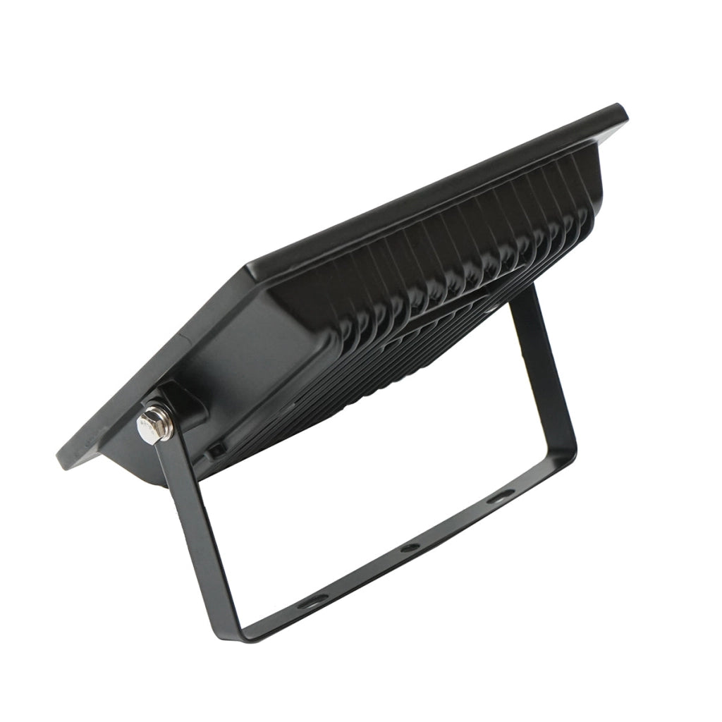 Proiettore LED da 30W, 6400K, 2700lm, alimentazione 220-240V, 140x121x26mm, IP65 Breckner Germany