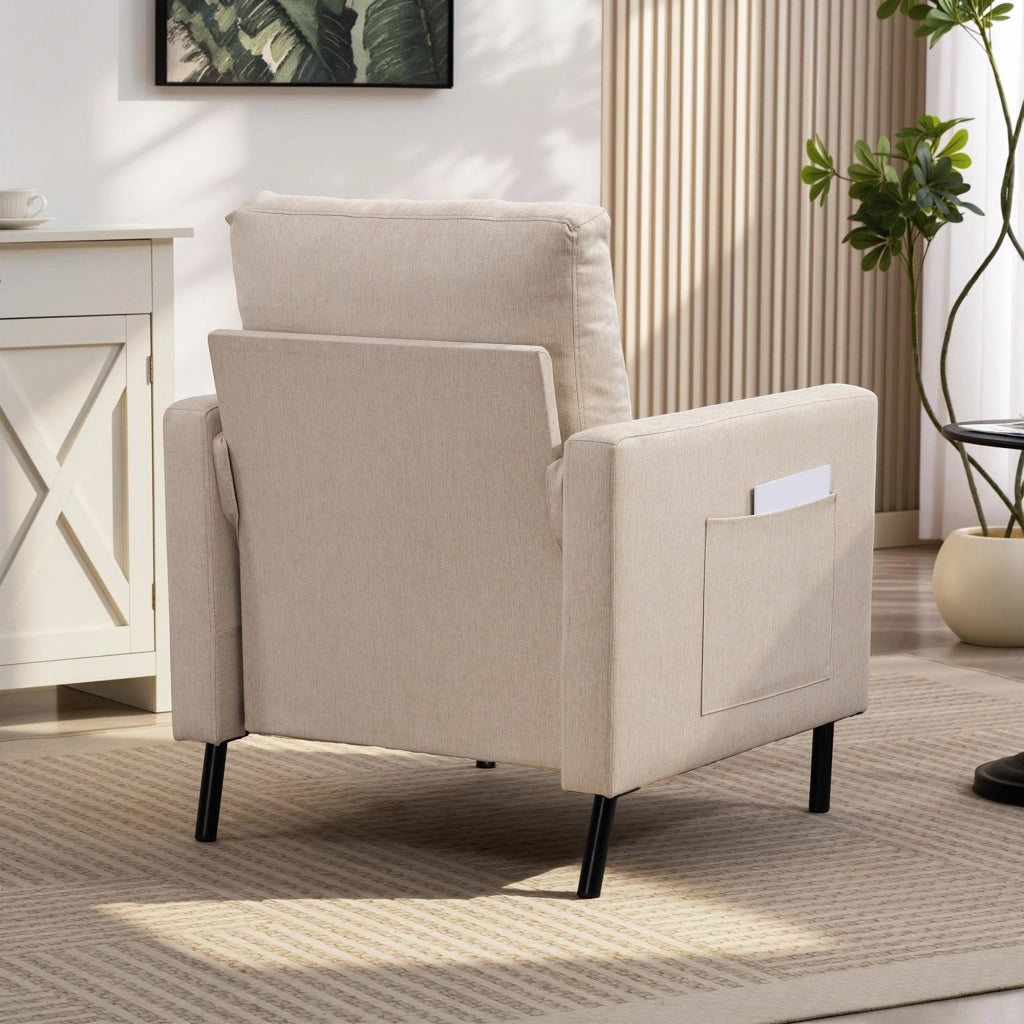 Poltrona imbottita ¨C Xylo ¨C tessuto beige con braccioli e gambe in metallo 73x77x87 cm