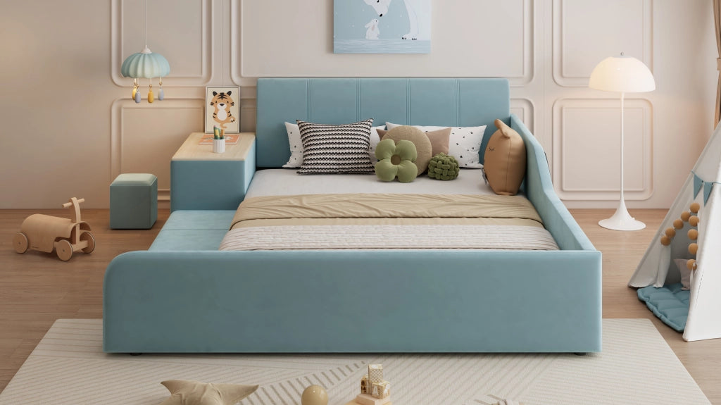 Letto per bambini imbottito con scrivania e sgabello; vani portaoggetti e doghe; velluto blu; 140x200 cm; senza materasso