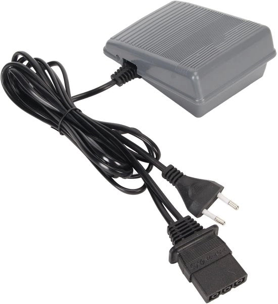 Pedale per calzature Sostenibile - Plastica - Disegno Antiscivolo - Alimentazione EU - 220-240V - 0,45A - 1 pezzo - 13,5 x 8,5 cm - Pedale per Macchina da Cucire