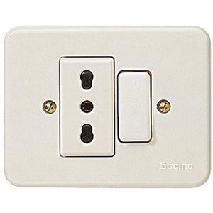 DEVIATORE DOMINO 6A + PRESA