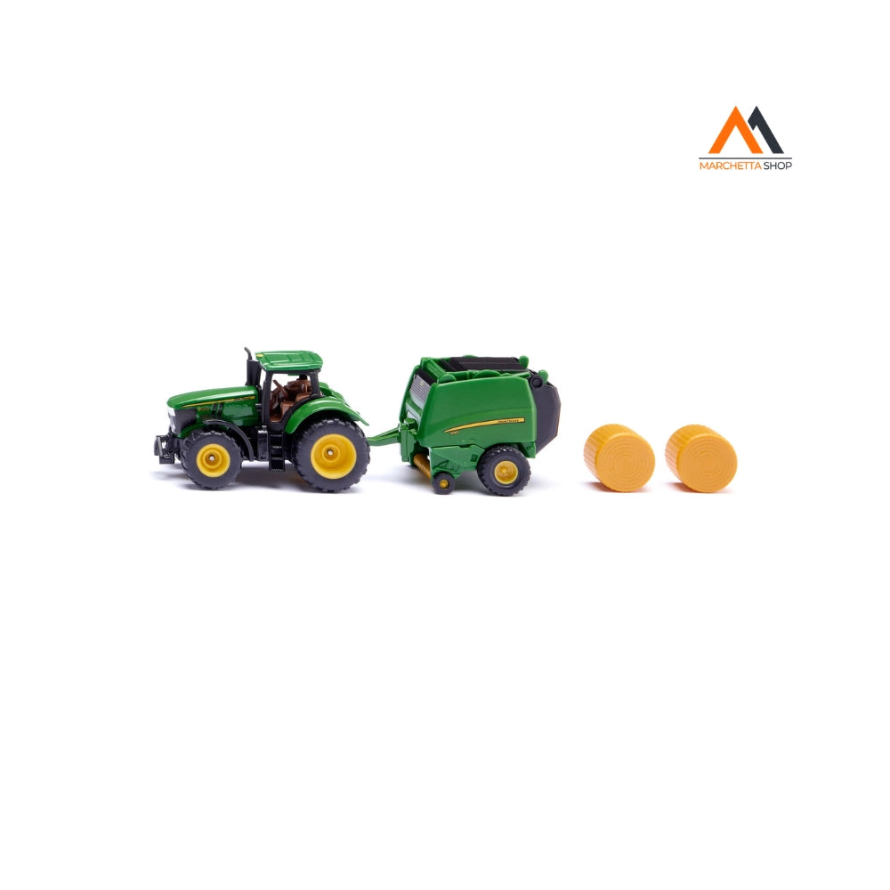 Trattore John Deere con pressa per balle rotonde