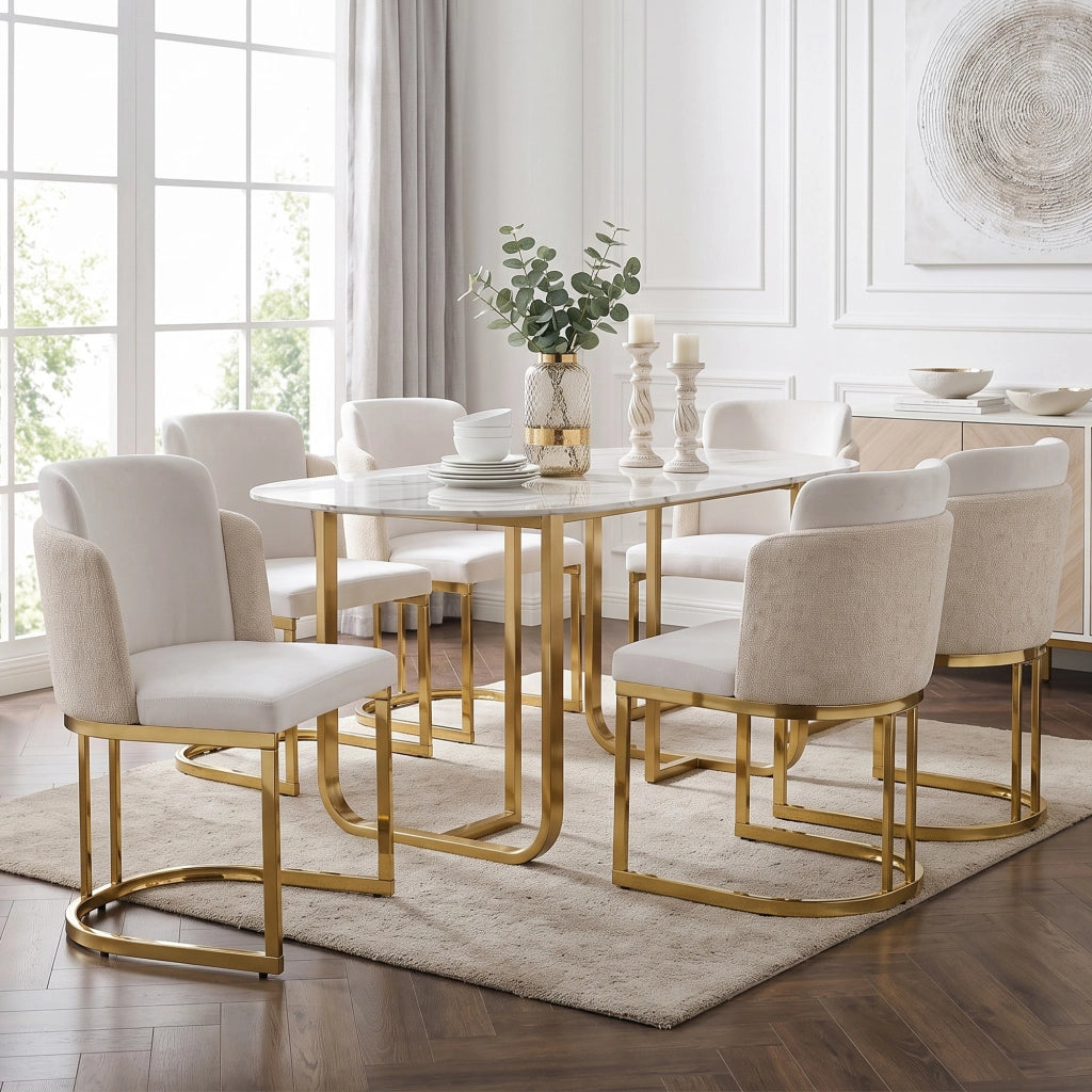 Set di 2 sedie da pranzo in Chenille beige con gambe in metallo dorato, schienale doppio, design moderno