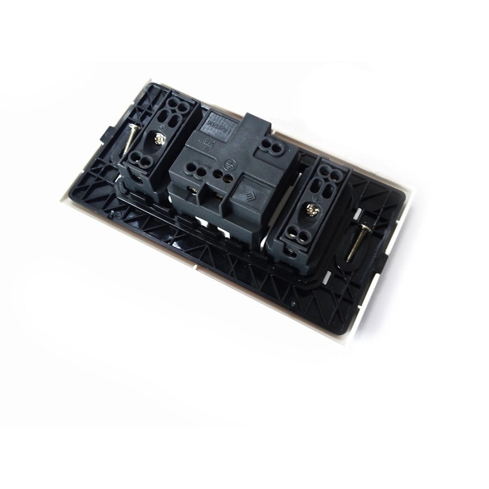 Trade Shop - Placca Placchetta 3 Posti Completa 2 Prese Bipasso 1 Presa Shuko Incasso 504 -