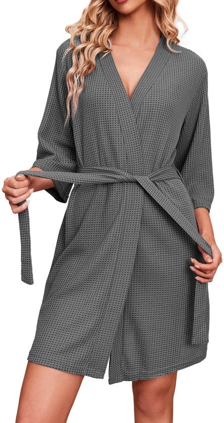 Camicia da notte donna corta 3/4 manica a wafel con cintura a strisce e collo V in tessuto grigio scuro