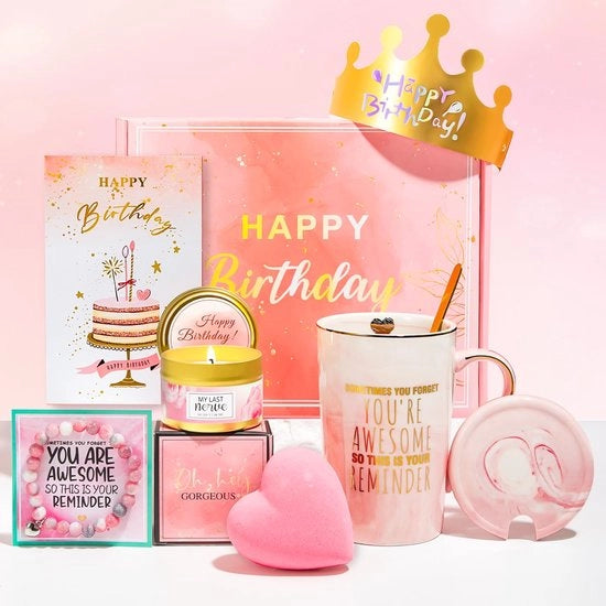 Regali di compleanno per donne, un regalo di compleanno allegro per donne, un insieme di regali per donne, un regalo di compleanno positivo per una amica, sorella o collega.