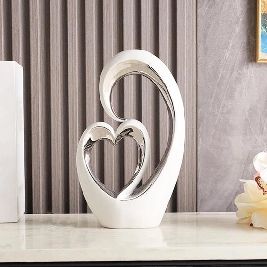 Decorazione moderna in ceramica a forma di cuore, adatta per soggiorno, salotto, ufficio, TV o centro di una stanza (bianco argento D)