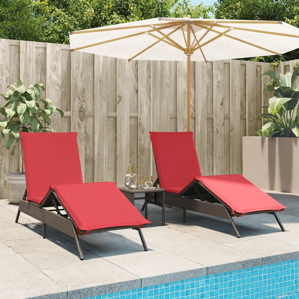 Lettini Prendisole 2 pz con Tavolino Marrone in Polyrattan