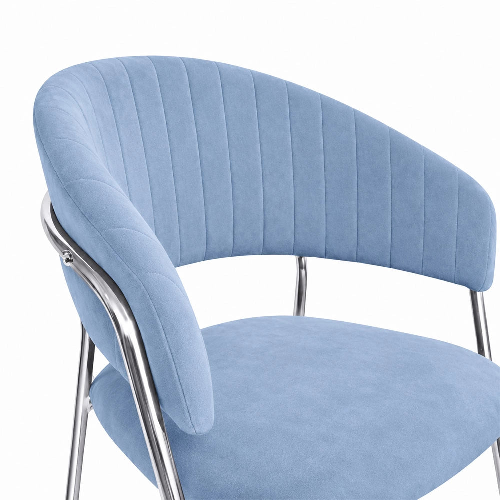 Sedie da pranzo set da 4 Aurelia in velluto celeste con gambe in ferro cromato