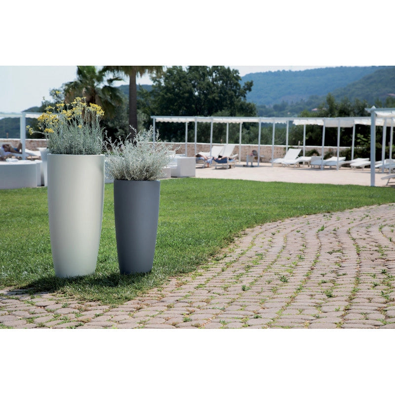 Vaso alto moderno di design Ø40 H90 in polimero viola resistente per interno ed esterno - Made in Italy - Monacis
