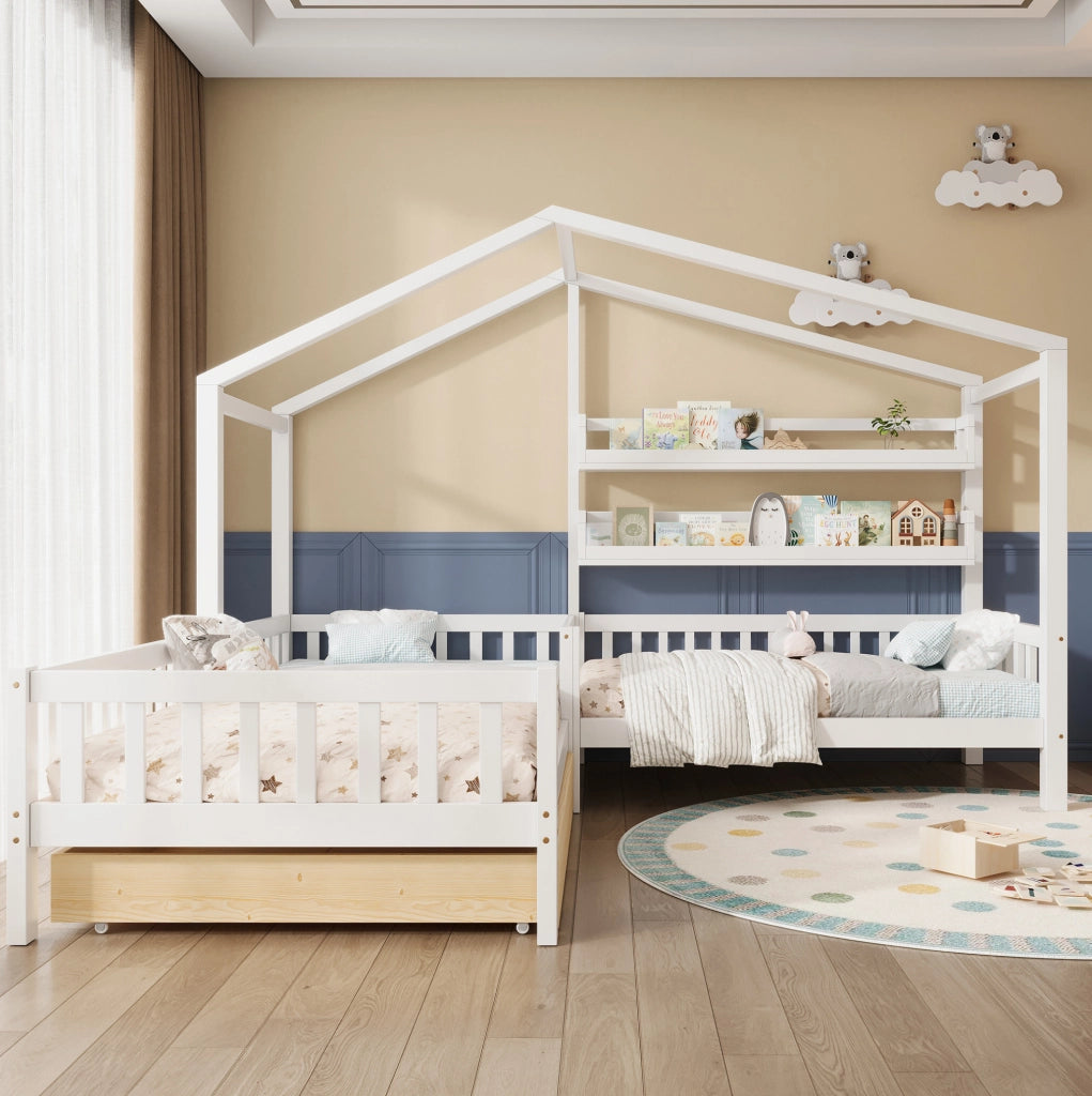 Letto a casetta a L per bambini con cassetto e scaffali bianco