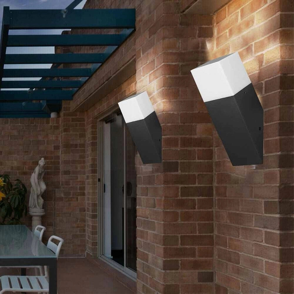Trade Shop - Applique A Muro Obliquo Esterno Attacco E27 In Alluminio Lampada Parete Ip44 B250 - Nero